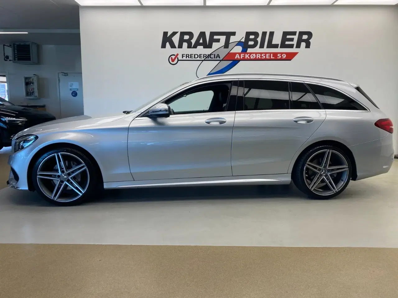 Billede 2 - Mercedes C220 d 2,2 Business stc. aut.