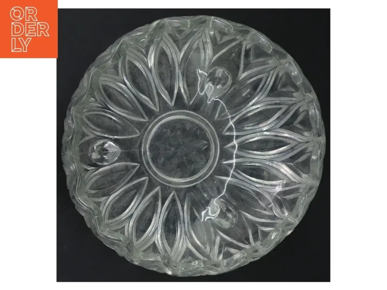 Billede 2 - Glasfad med mønster (str. Ø. 17 cm)