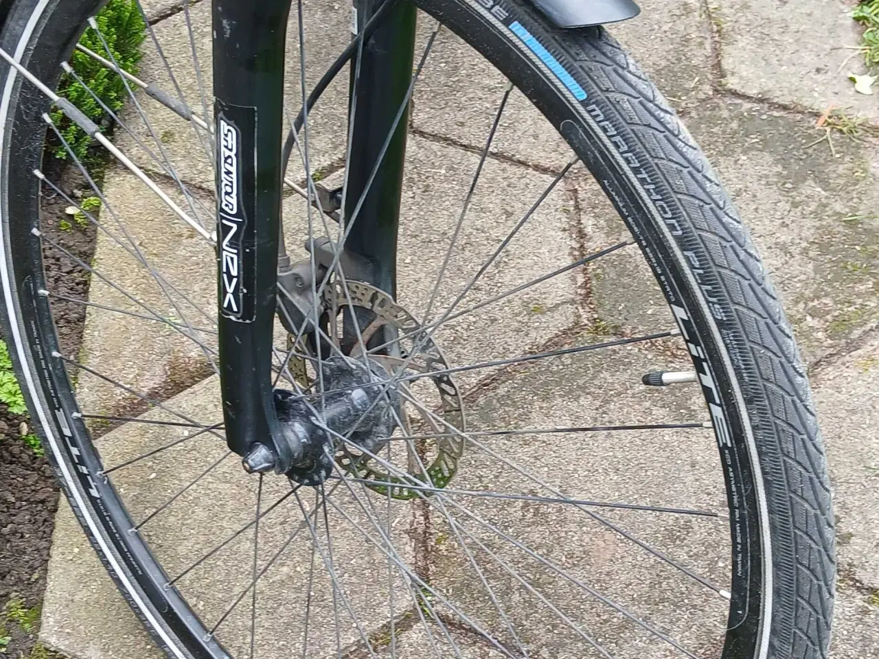 Billede 2 - Nishiki Hybridcykel matbrun Herre årg. 2019