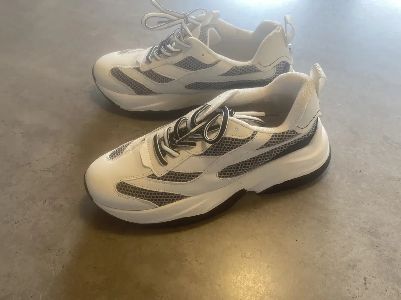 Billede 2 - Kondi sko ( Duffy )