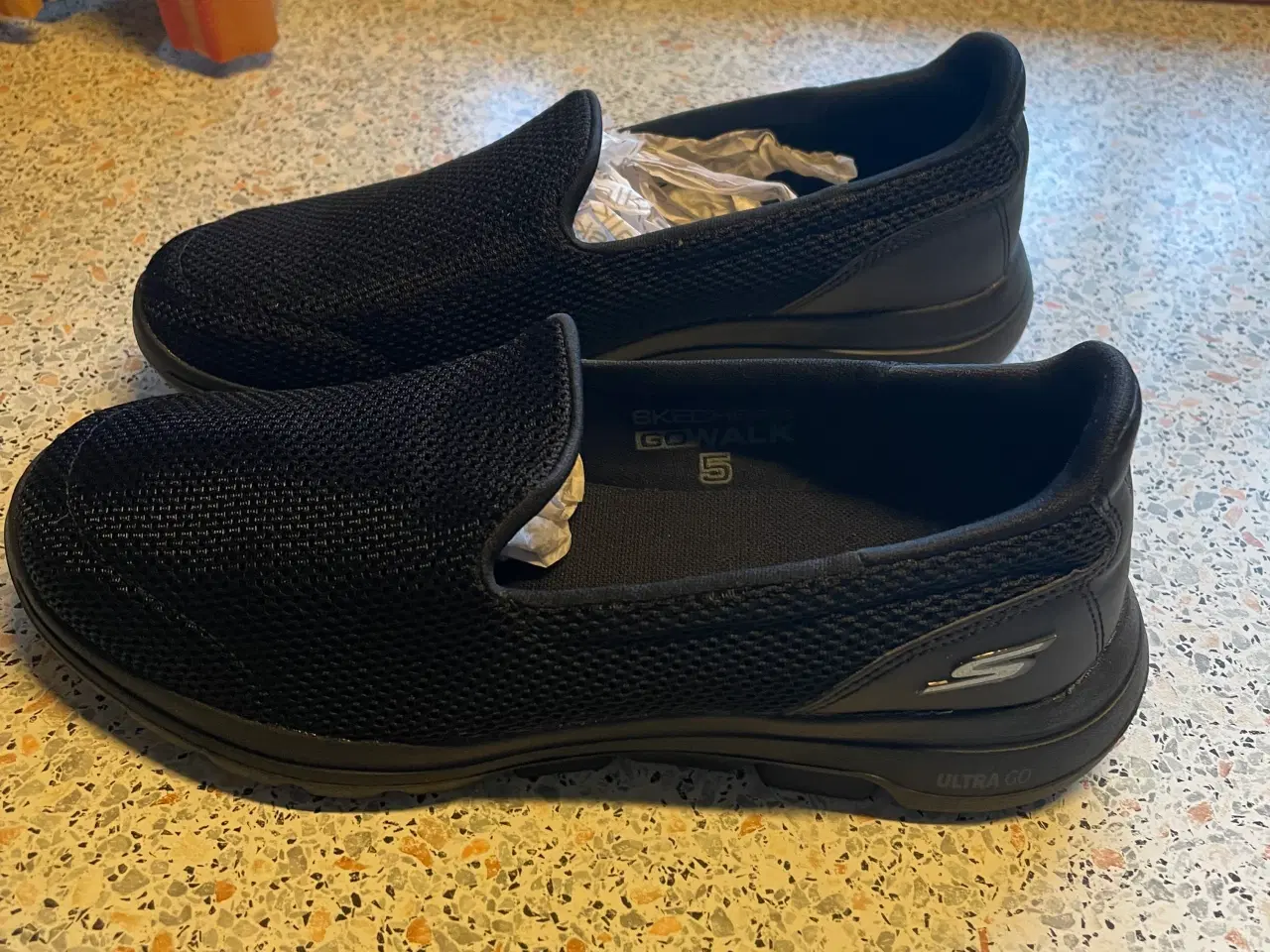 Billede 2 - Sketcher flex sandal og Sketcher gowalk 5 