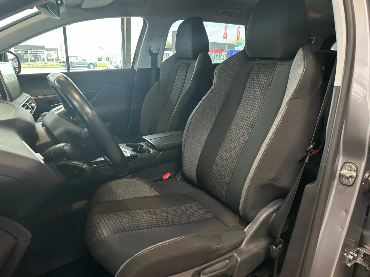 Billede 6 - Peugeot 5008 1,2 e-THP 130 Strike 7prs