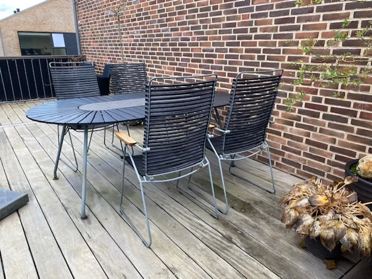 Billede 4 - Elipse havebord + 4stk. Click positionsstole