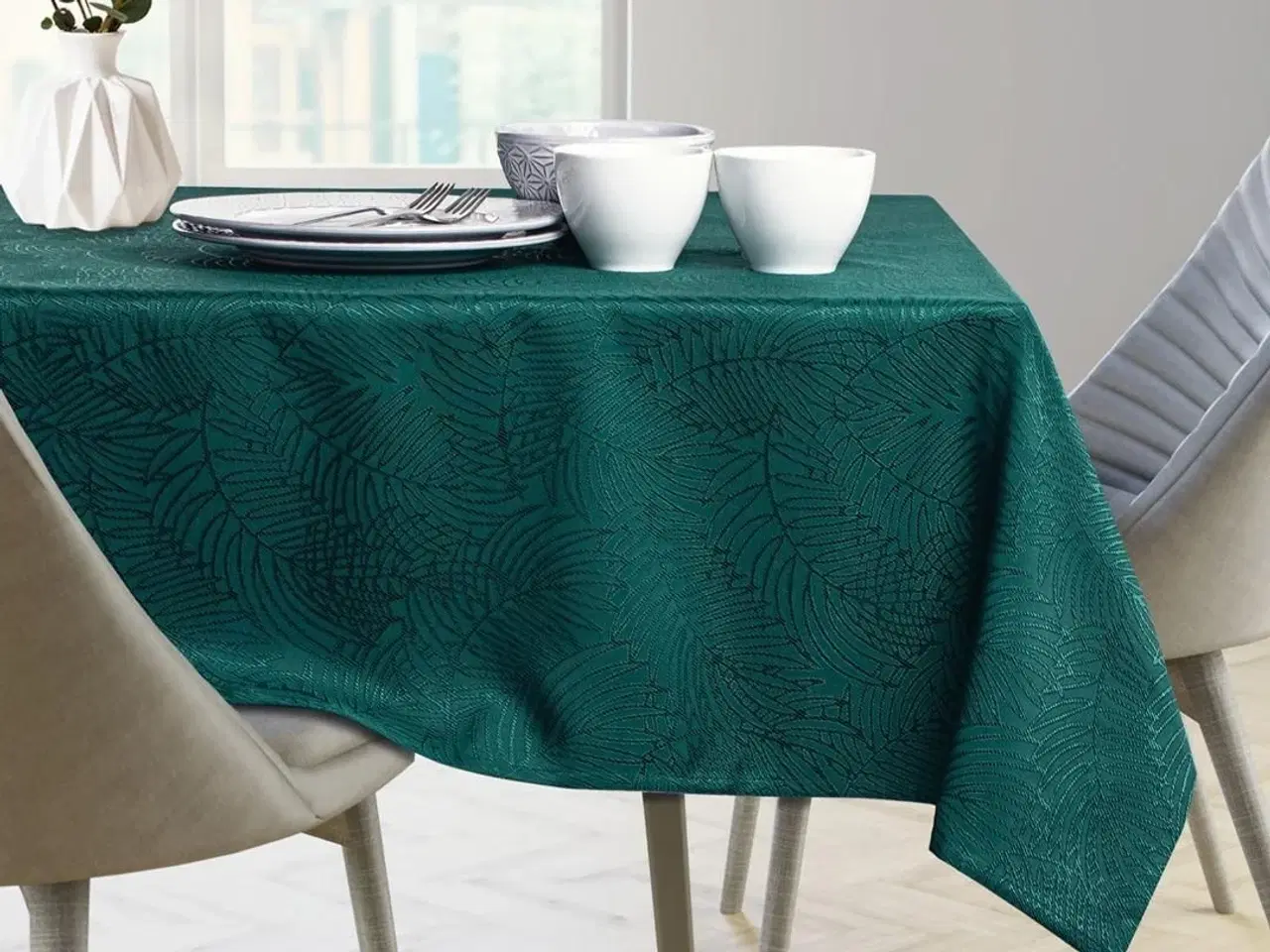 Billede 5 - Dug flaskegrøn 140×400 cm – AmeliaHome Gaia, præget plantemønster