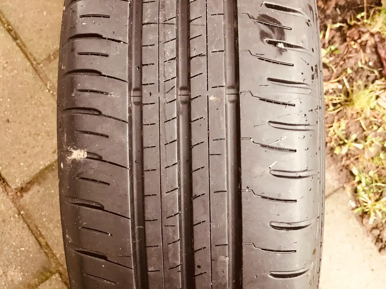 Billede 3 - Sommerdæk Falken 205/65 R16