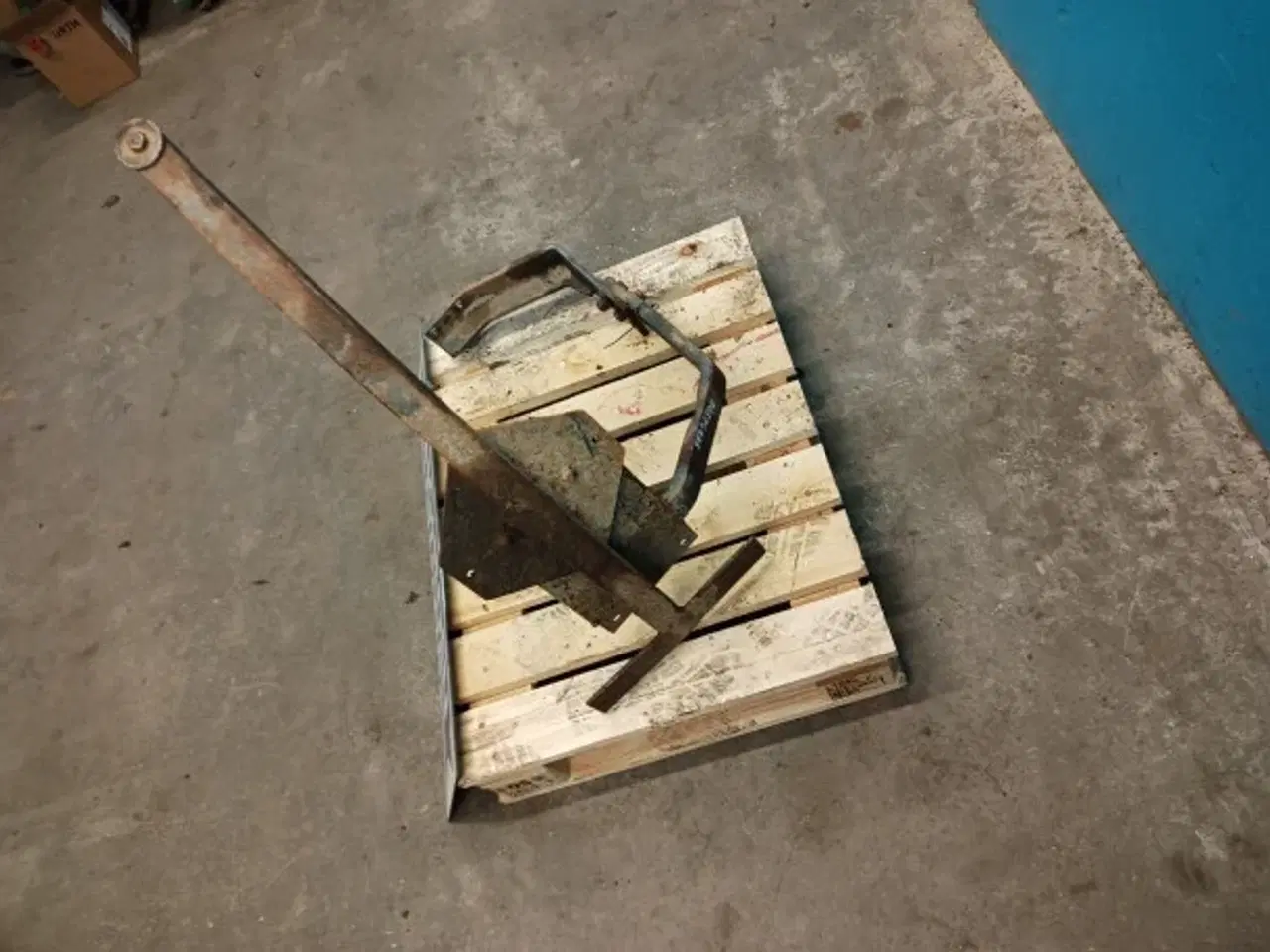 Billede 4 - New Holland LB115B H. Forskærm 85806215