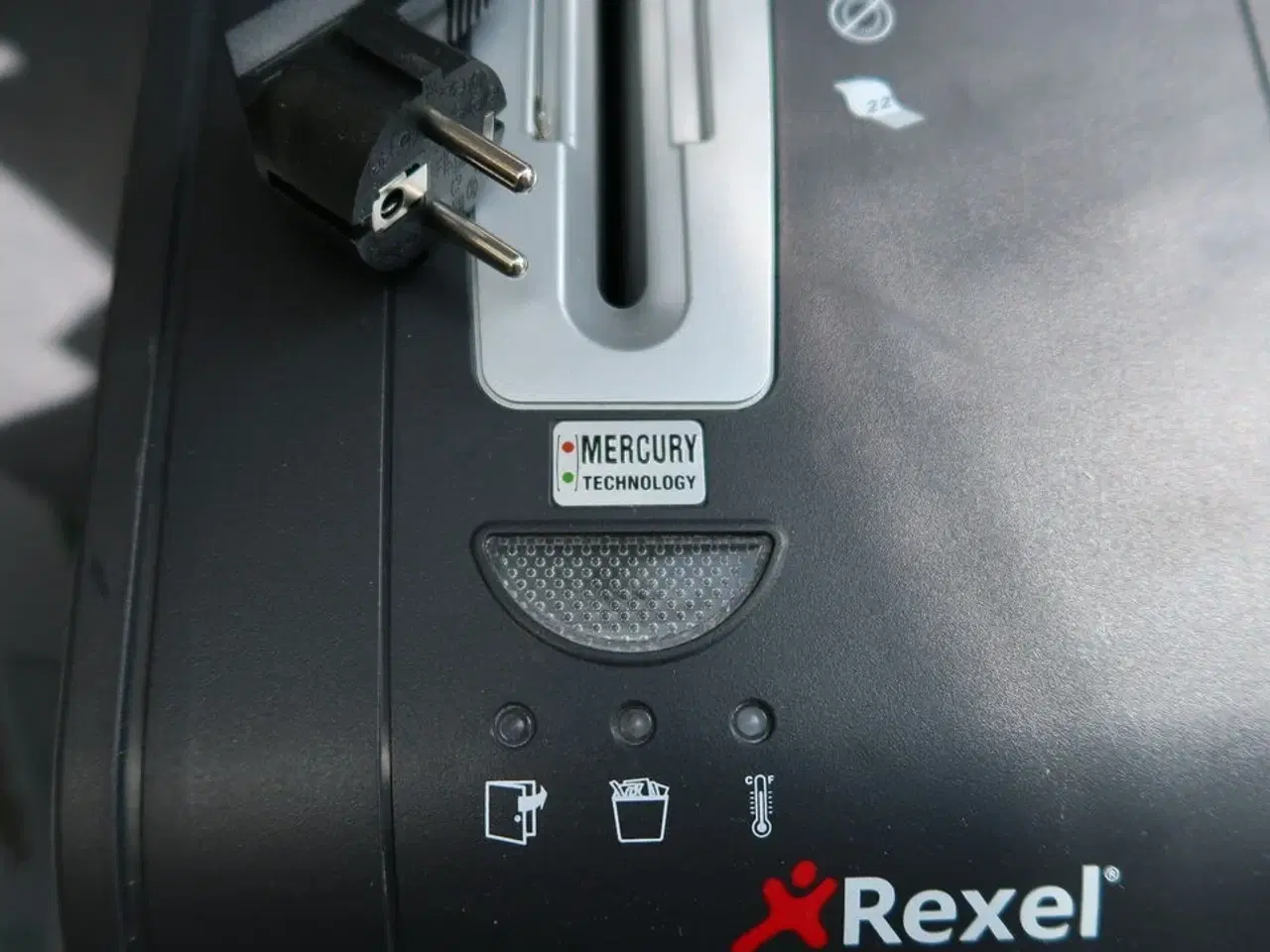 Billede 8 - Div. Elektronik, makulator REXEL RSS2232, hæftemaskine RAPID 5080Electronic m.m.