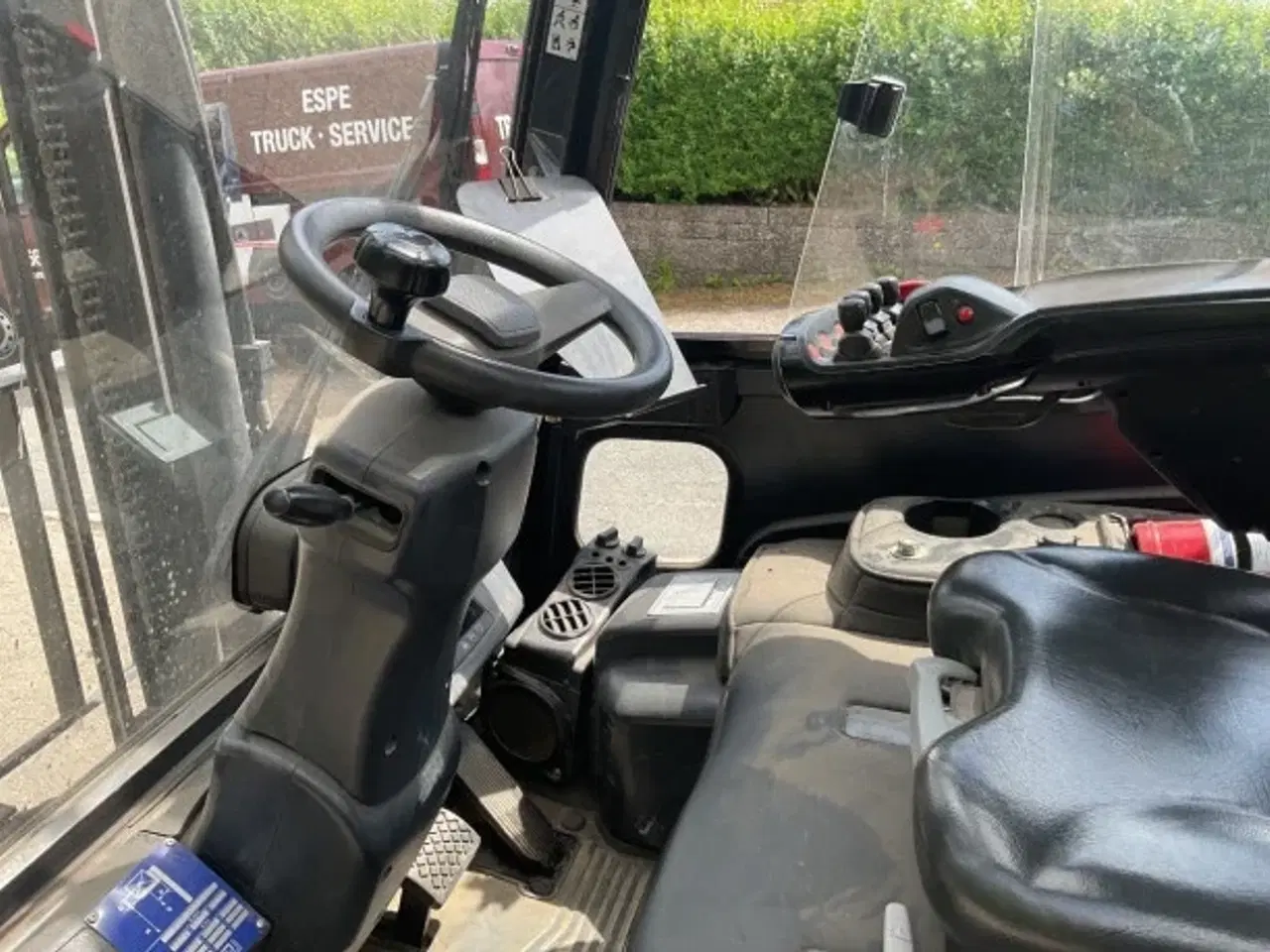 Billede 7 - Doosan 2500kg Eltruck med førrehus. Lange gafler fra2018