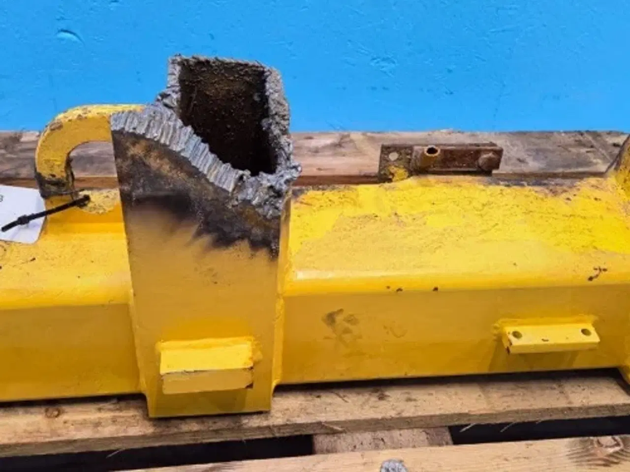 Billede 3 - New Holland LB115B Støtteben L. 87376353