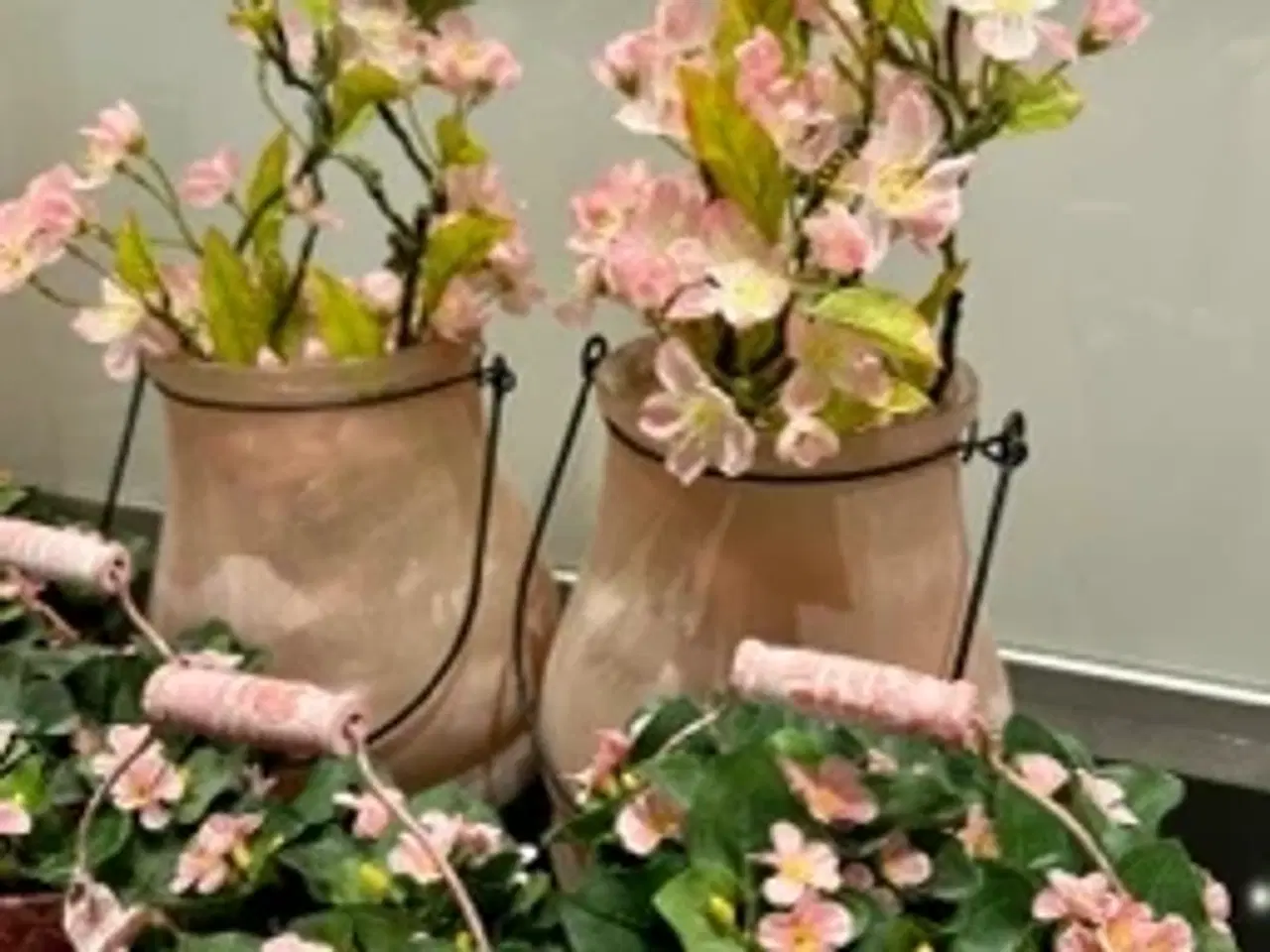 Billede 2 - Nordic House vaser og potter, kunstige blomster