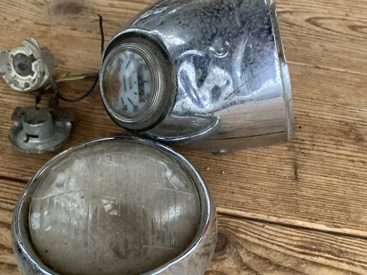 Billede 2 - Everton lygte og speedo, bulet