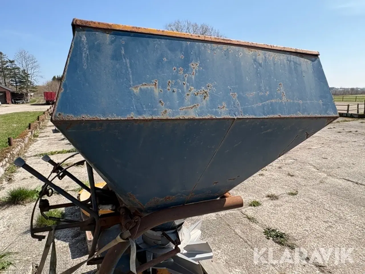 Billede 9 - Gødningsspreder Bøgballe B 700