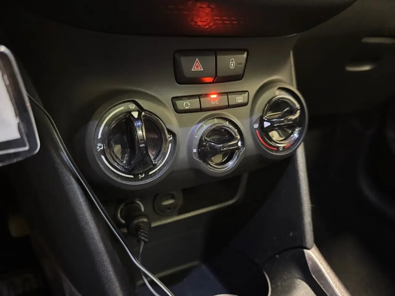 Billede 9 - Peugeot 2008 1,2 VTi 82 Active Sky