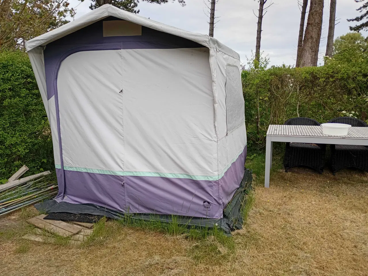 Billede 2 - Campingvogn  med tilbehør