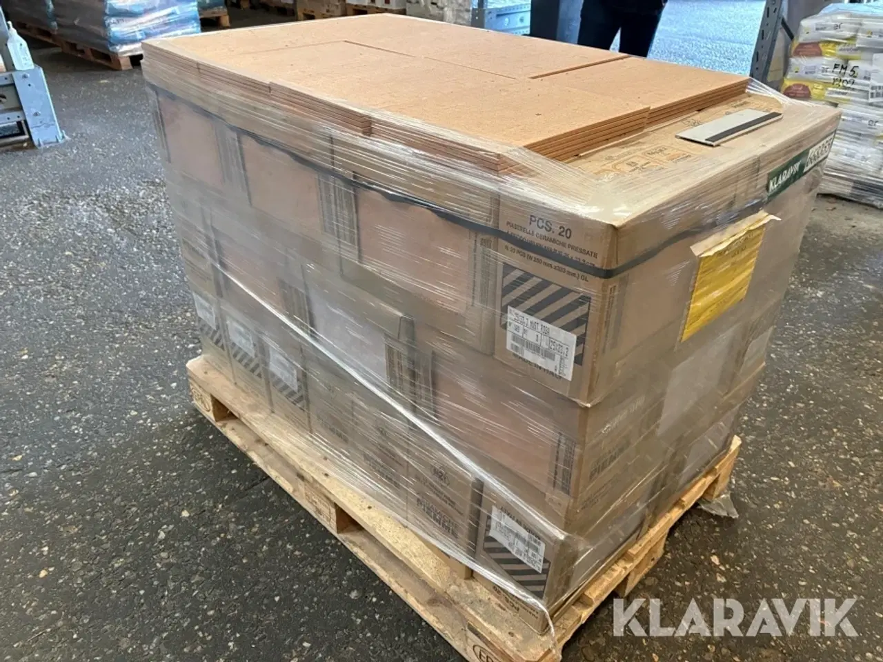 Billede 3 - Fliser Must Rosa 880 styk - 73 kvm