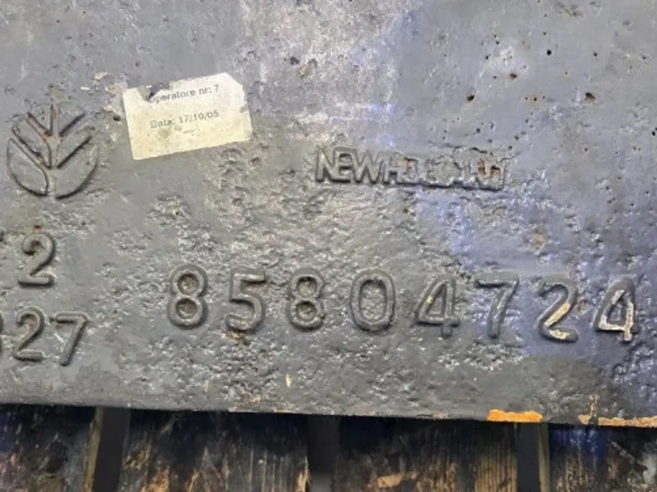 Billede 13 - New Holland LB115B Frontvægt 85804725