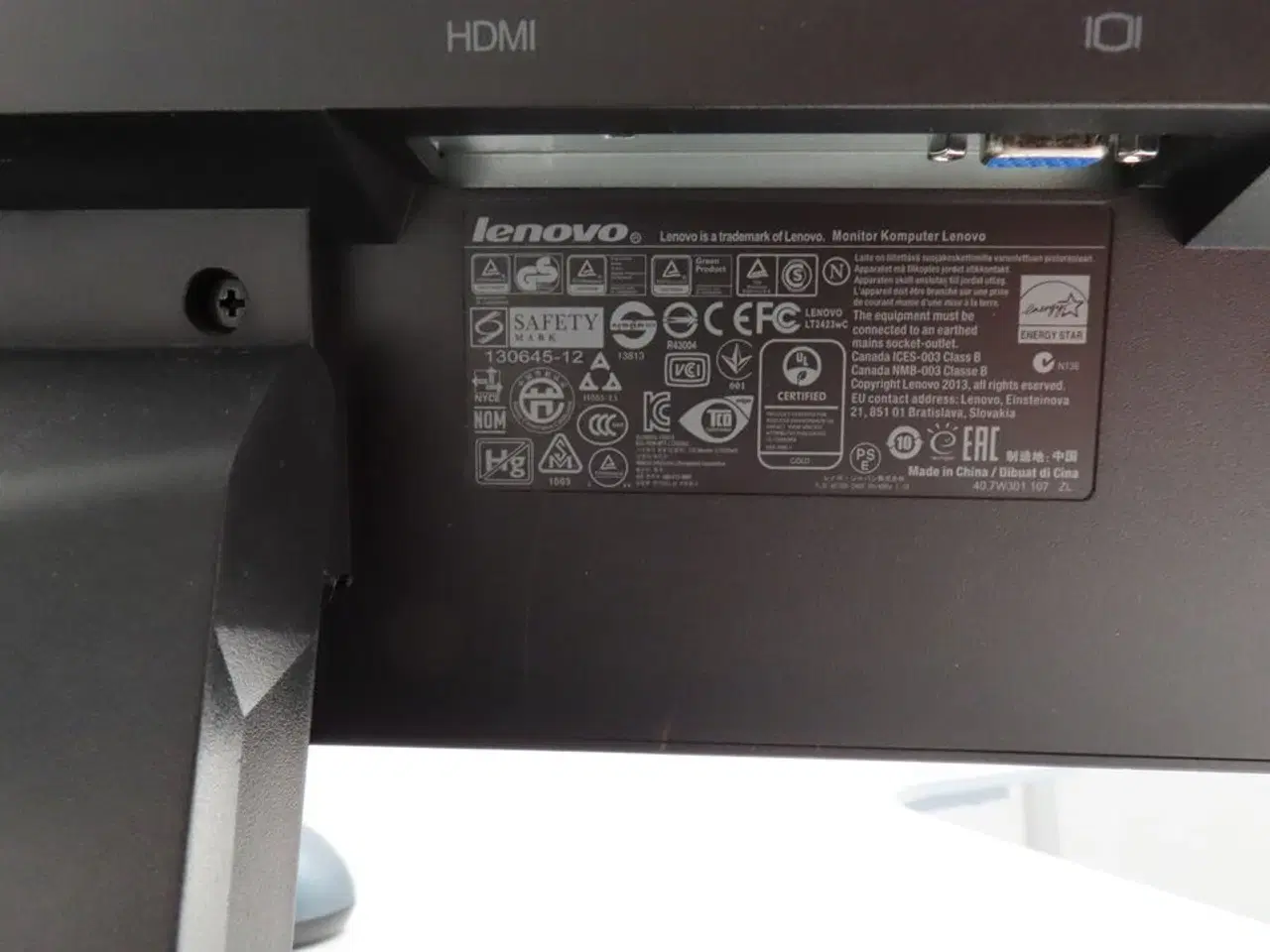 Billede 4 - 24" monitor, LENOVO LT2423WC, mus og bordlampe