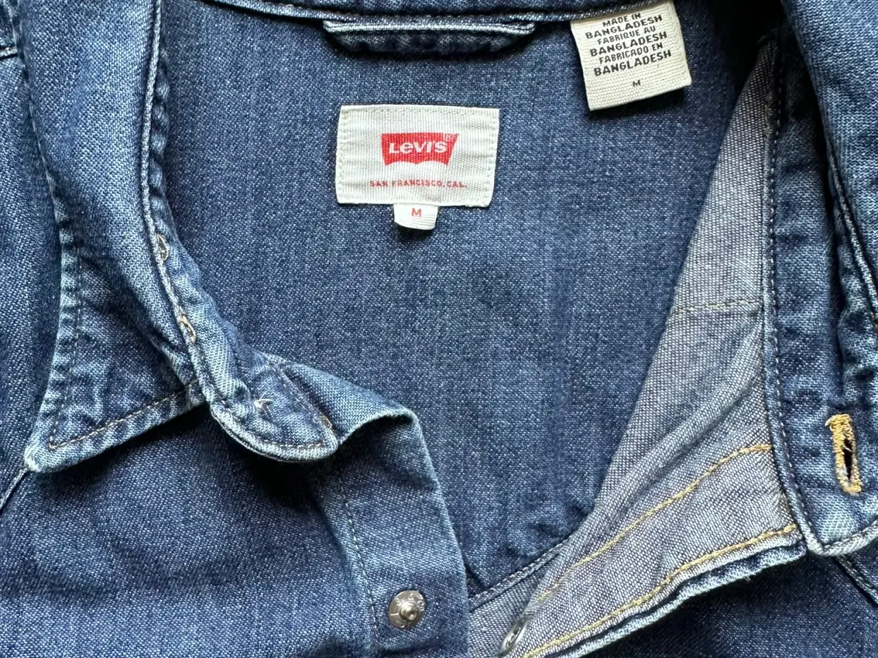 Billede 3 - Mørkeblå Levi's cowboy skjorte i M
