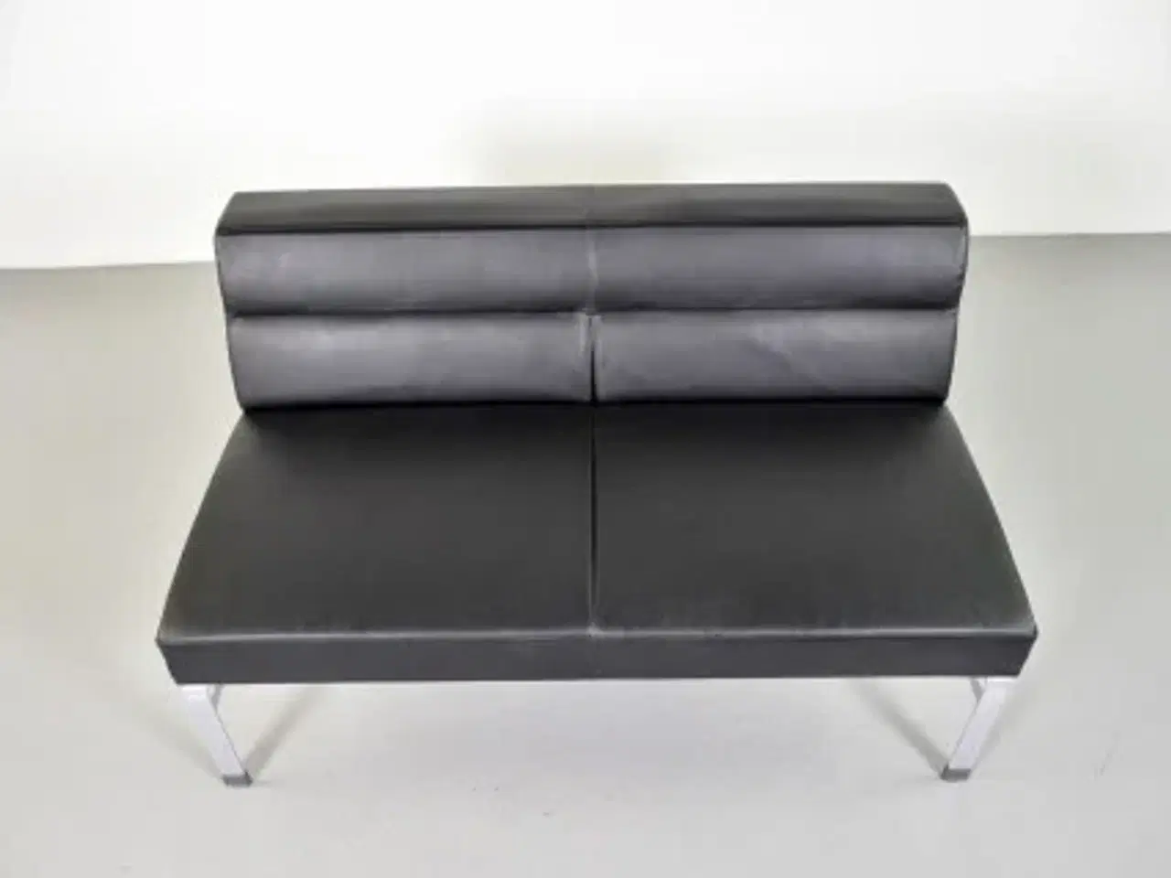 Billede 5 - Kinnarps wilson 2-personers sofa i sort læder