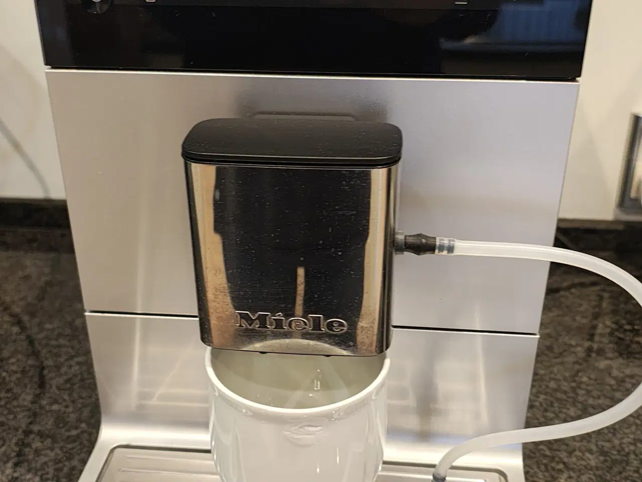 Billede 1 - Miele CM5510 i sort/Sølv design 