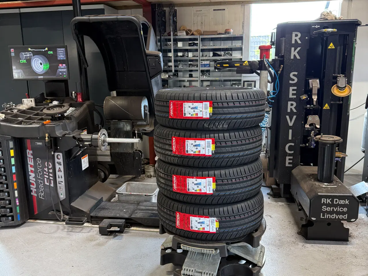 Billede 1 - Fortuna ecoplus suv 215/60 17 