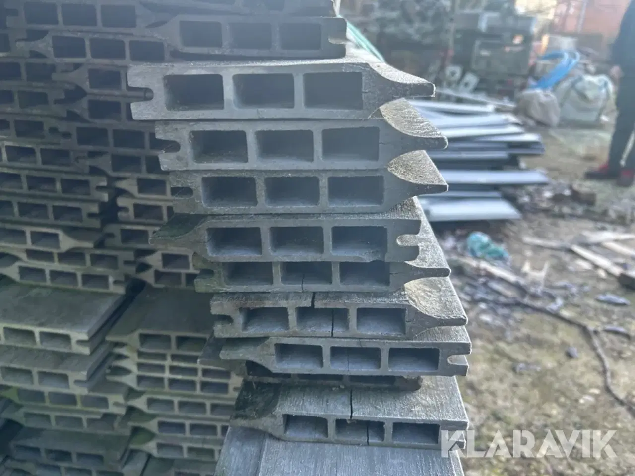 Billede 3 - Kompositprofiler Kirkedal 1,8 meter ca. 100 styk