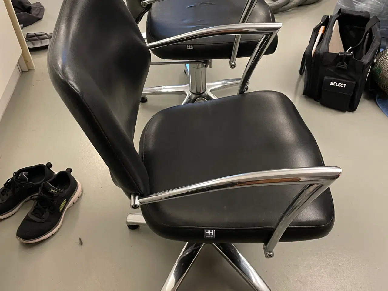 Billede 2 - 2 frisør stole