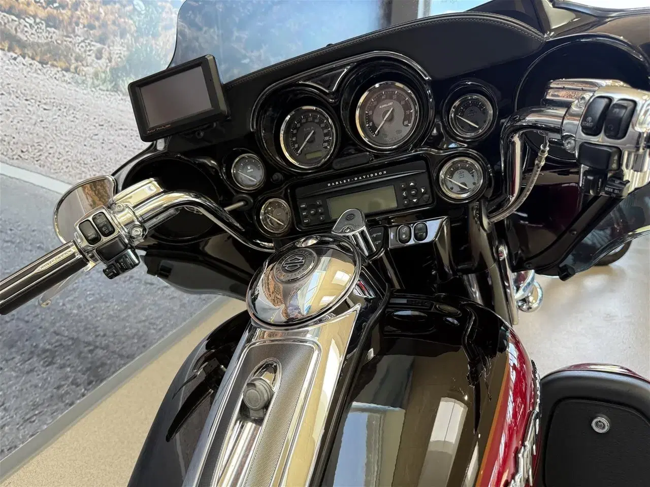 Billede 13 - Harley-Davidson FLHTCUSE Electra Glide Ultra Classic CVO 110"