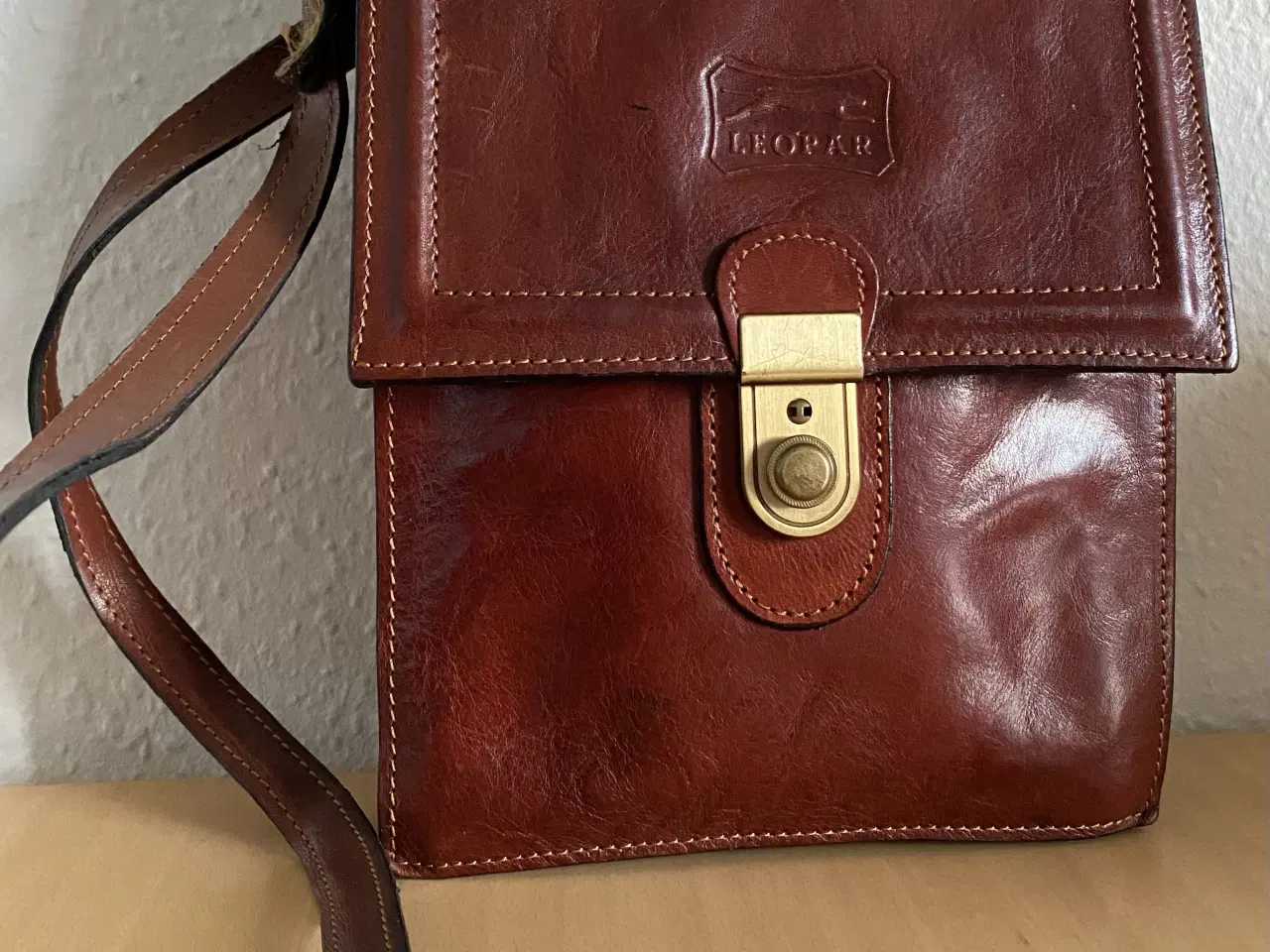 Billede 2 -  Brun vintage skuldertaske 