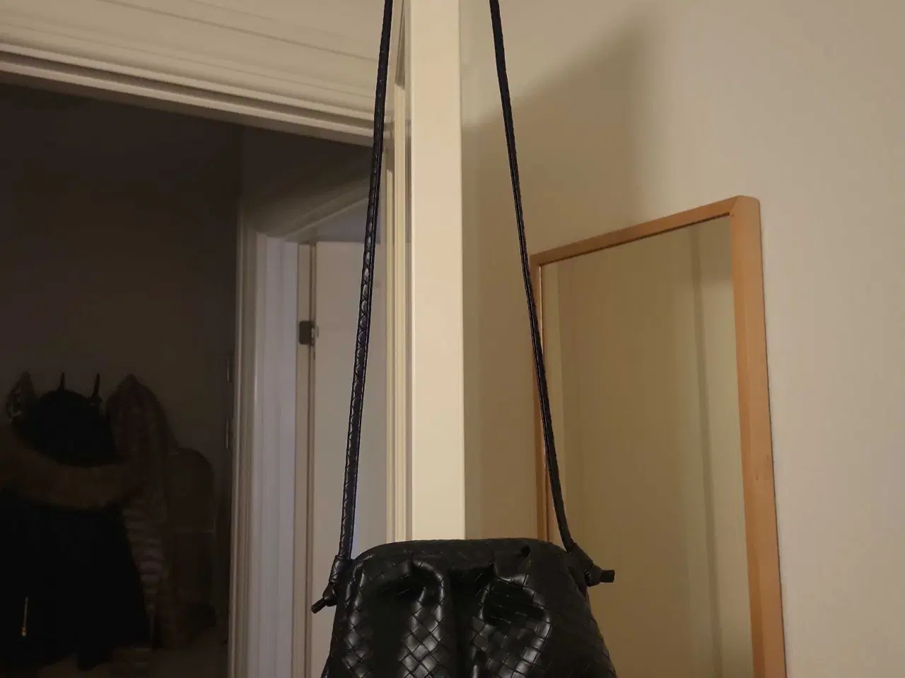 Billede 1 - Lille Sort Skuldertaske