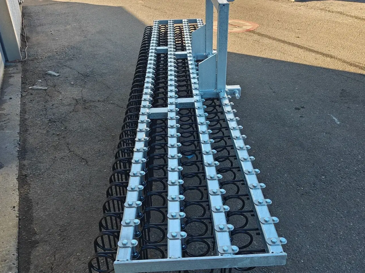 Billede 4 - Anker Bjerre Riven 4-Rækket, 350cm, 3-punkt ophæng Meget effektiv!