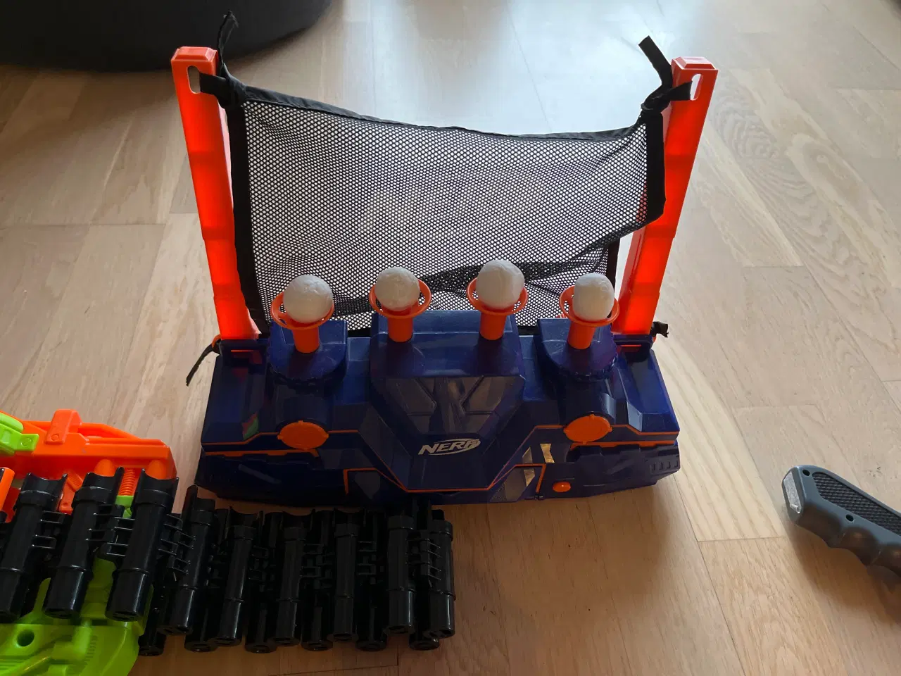 Billede 5 - Nerfguns, skydeskive m.v.