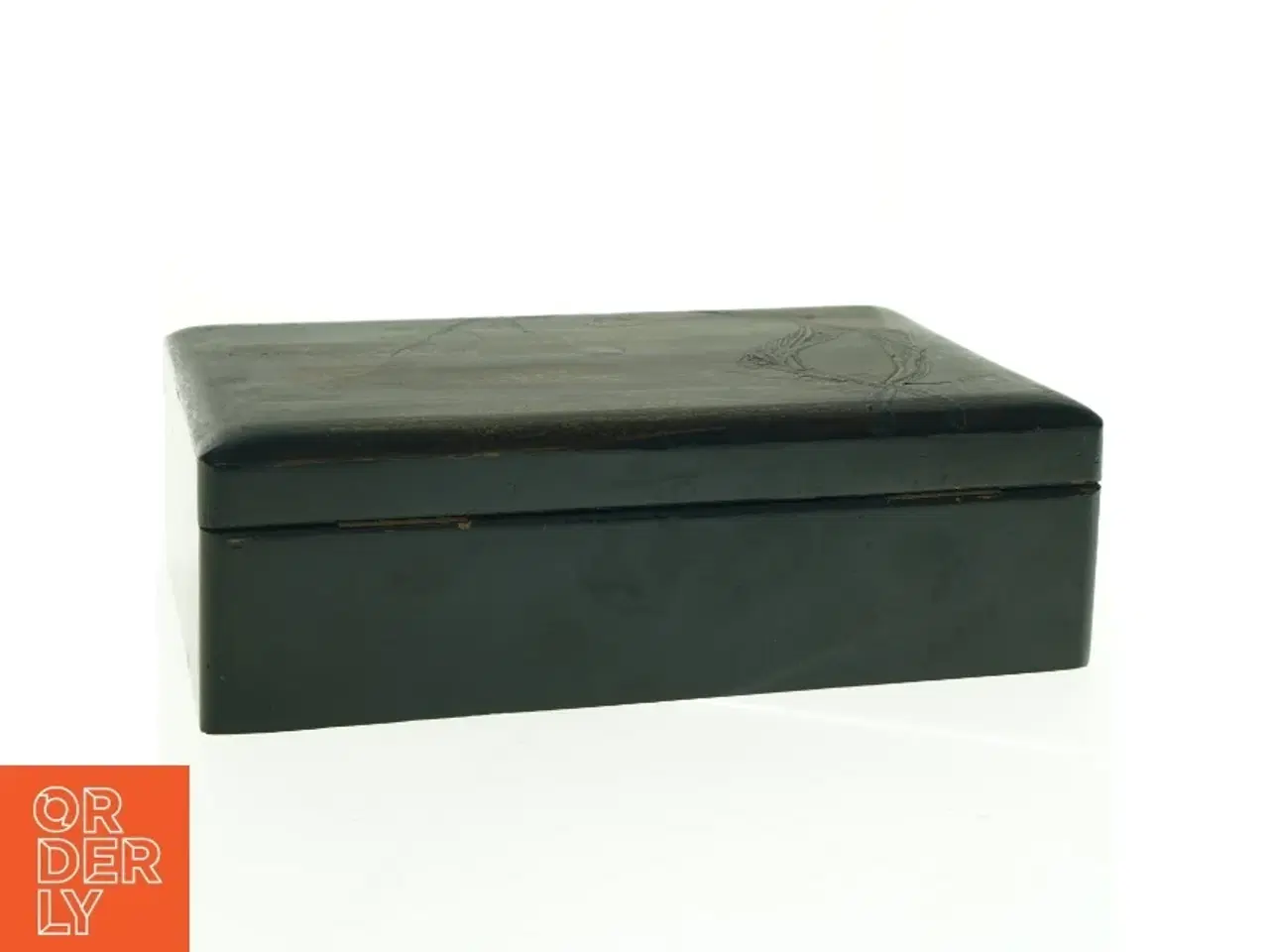 Billede 2 - Antik sort dekoreret kinesisk lak trææske (str. 28 x 19 x 8,5 cm)