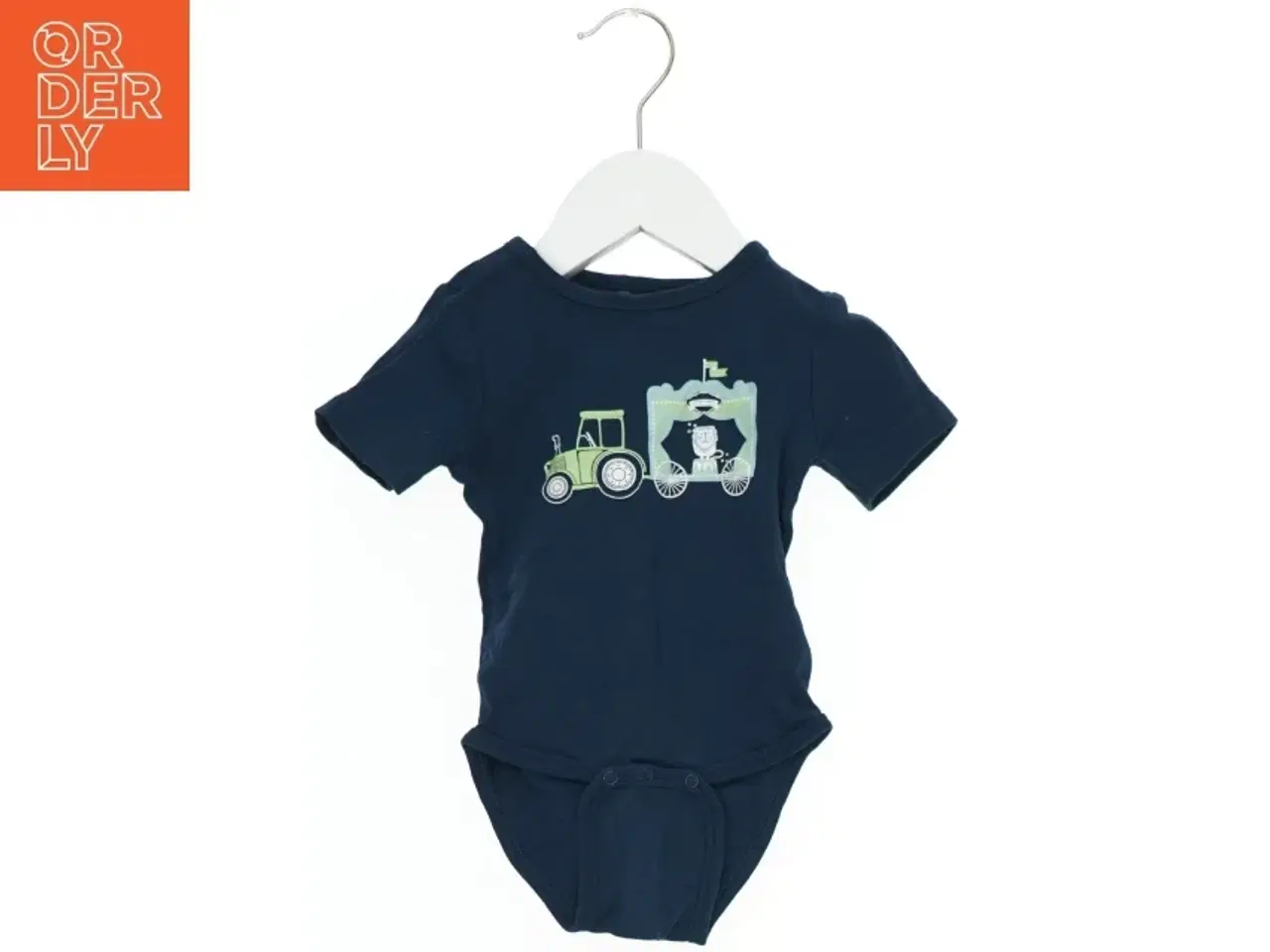 Billede 1 - Kortærmet body med traktorprint fra Me Too (str. 68)