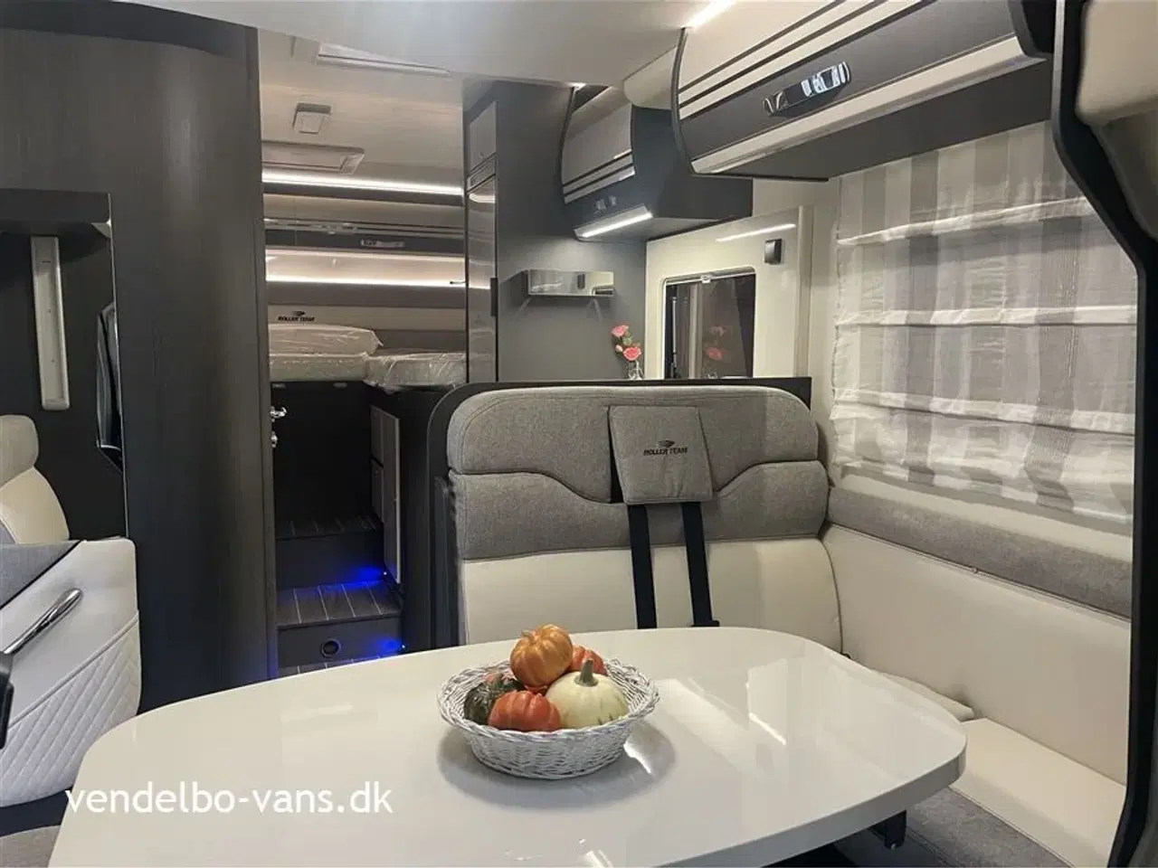 Billede 9 - 2024 - Rollerteam Kronos 285TL Selekt Populær indretning med hele 5 sele -og sovepladser