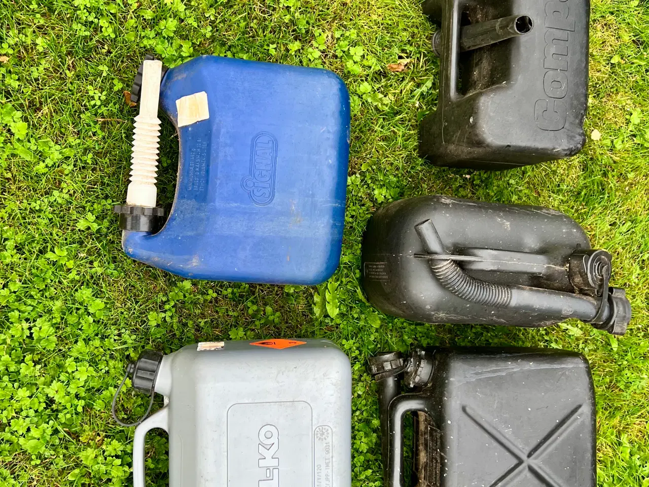 Billede 2 - Benzin dunke 5 stk 5L