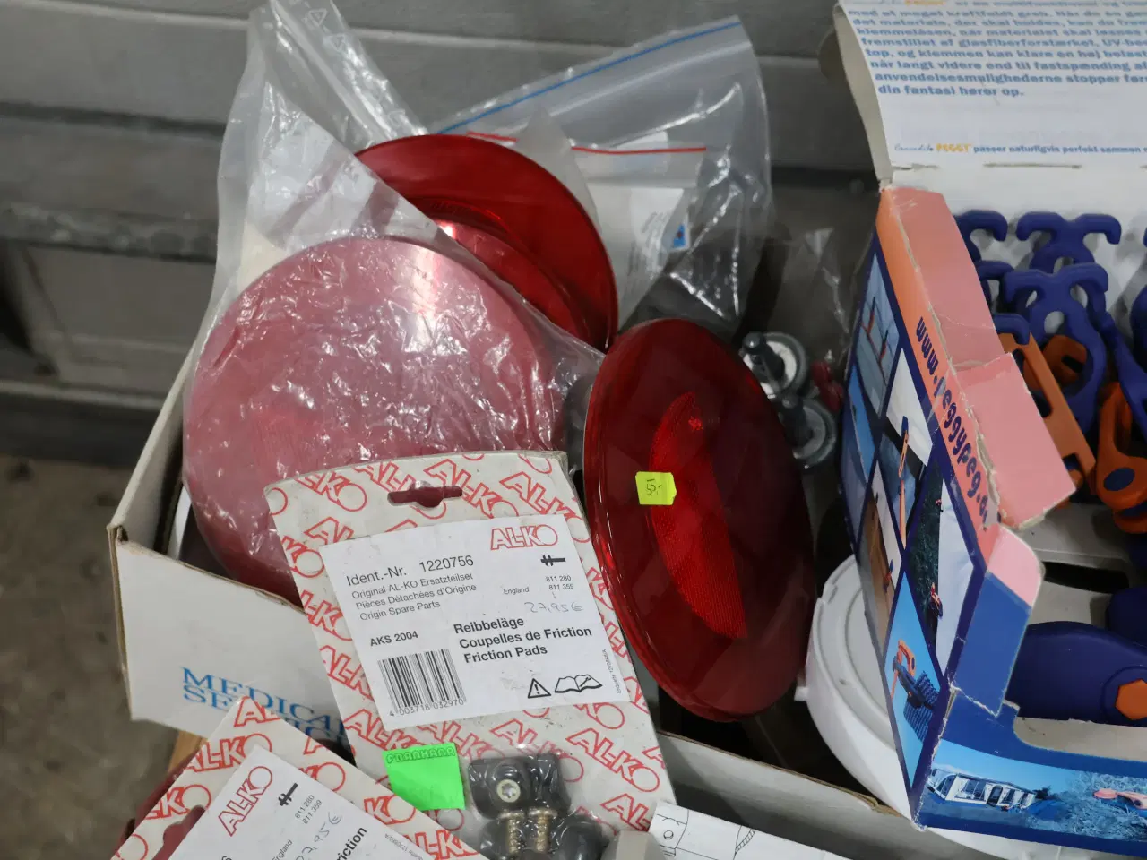 Billede 8 - Palle med diverse blandede reservedele m.m. 