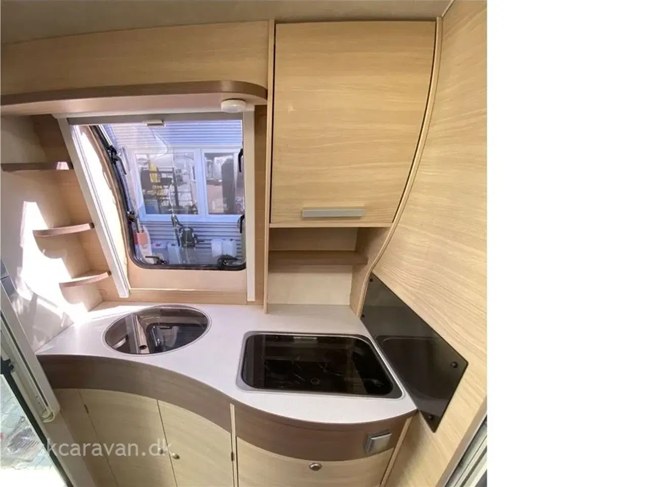 Billede 5 - 2009 - Adria Action 361 PH   MEGET Pæn og velholdt campingvogn