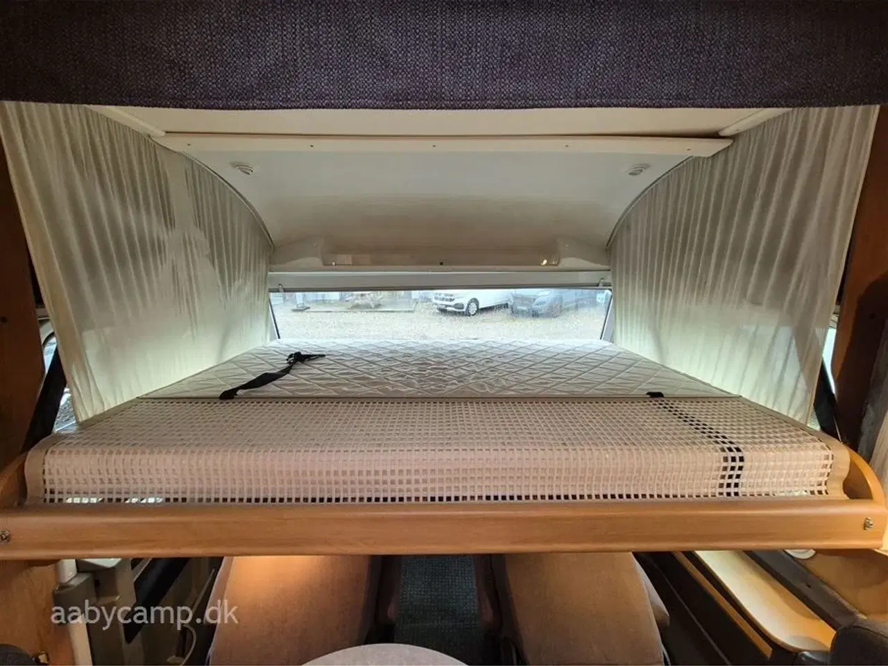 Billede 11 - 2009 - Bavaria   solceller. batteri. markise. Alde centralvarme. Anhængertræk. A/C. Queensbed. Partikelfilter. hydrauliske støtteben.   SÆLGES KUN TIL CVR !!!