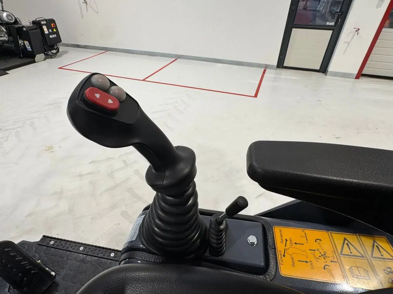 Billede 19 - VM Loader 1026 LX FABRIKSNY MED SKOVL OG PALLEGAFLER!