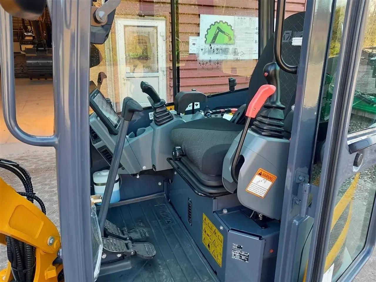 Billede 15 - XCMG xe27e  med rototilt