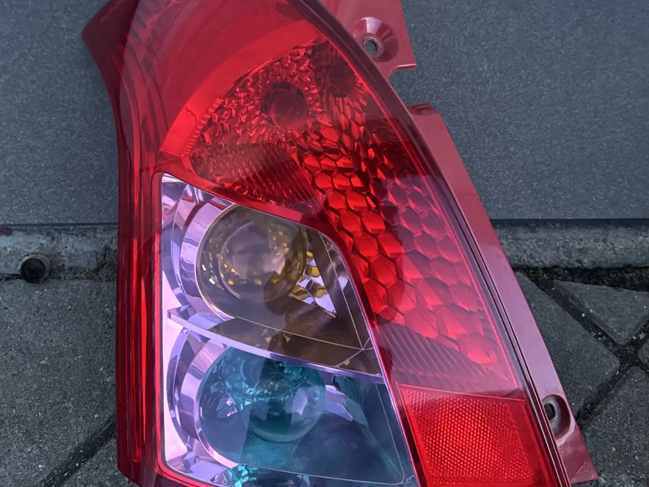 Billede 2 - Suzuki Swift originale baglygter