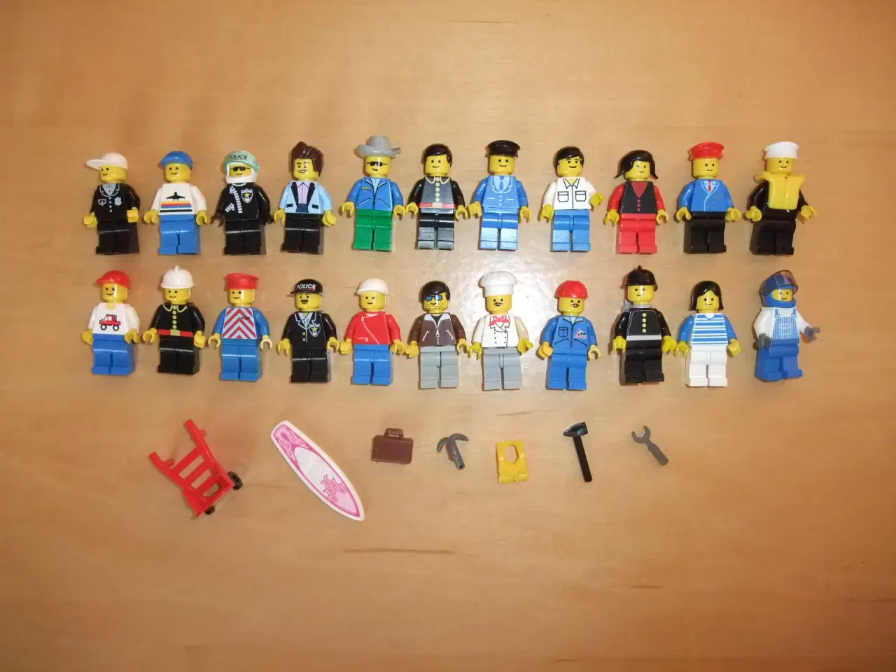 Billede 1 - Lego Town Figurer+Tilbehør