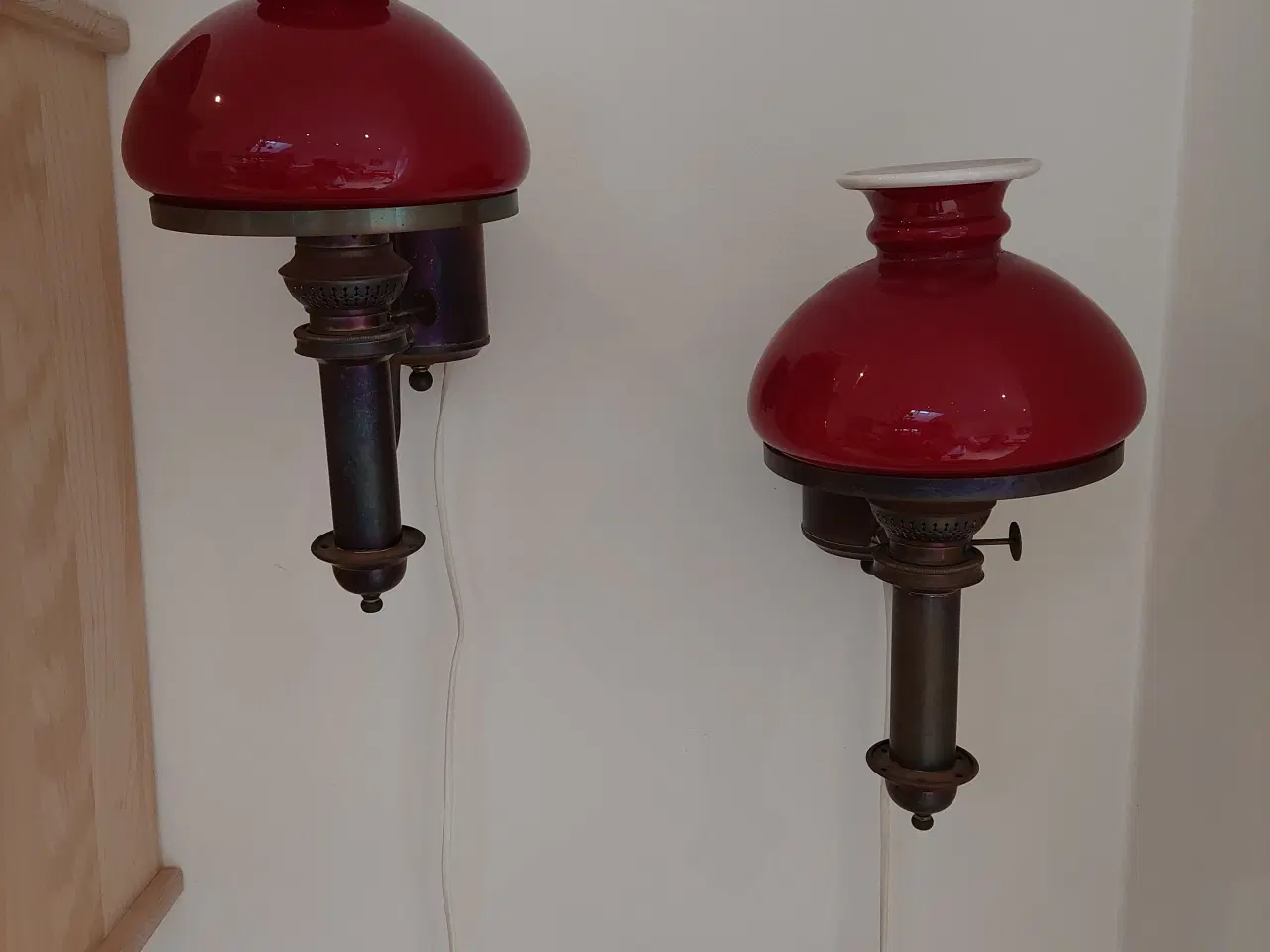 Billede 1 - Messinglamper med Holmegaard skærm