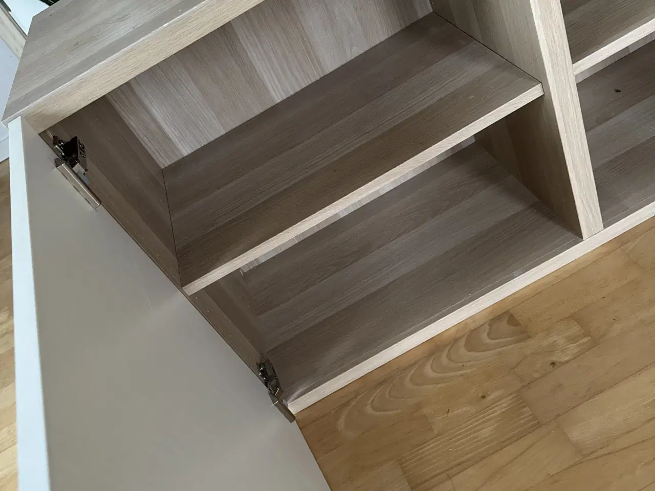 Billede 5 - IKEA reol sælges billigt grundet flytning