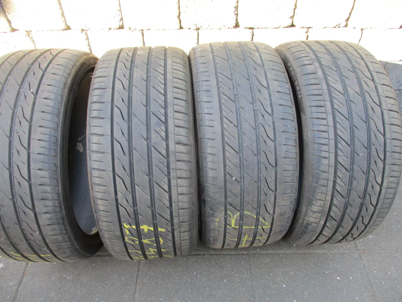 Billede 2 - 4 stk sommerdæk Landsail fra 2021-- 255/35R20 97W