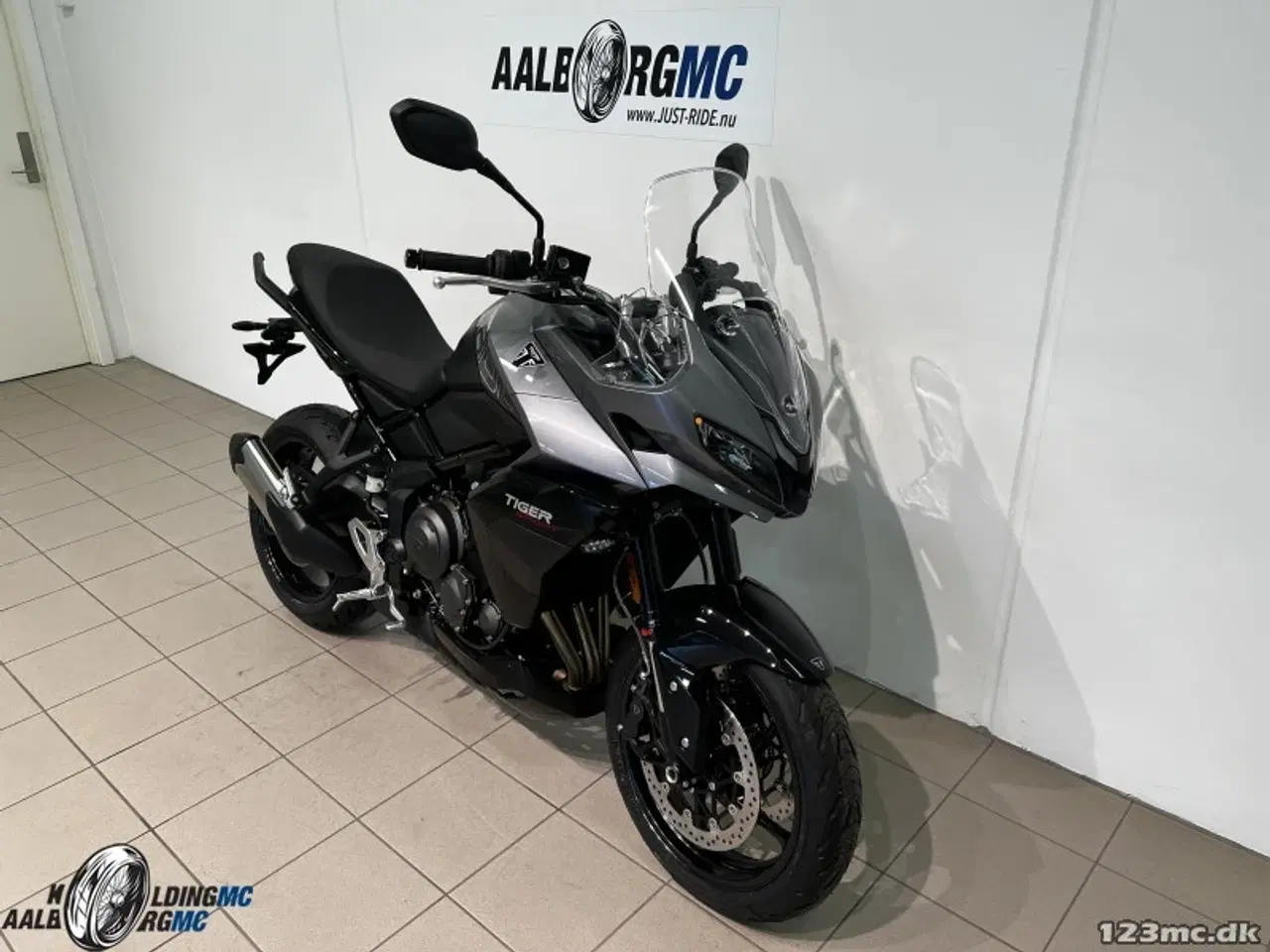 Billede 3 - Triumph Tiger Sport 800 GRAPHITE / SAPPHIRE BLACK