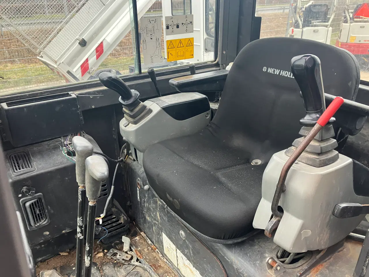 Billede 11 - New Holland E18