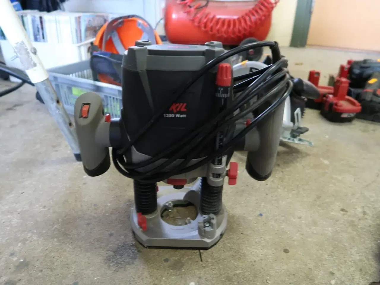 Billede 1 - Overfræser SKIL 1300 watt