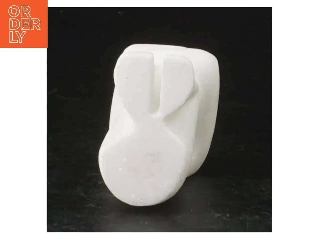 Billede 2 - Hvid stentøjsfigur (str. 7,5 cm)